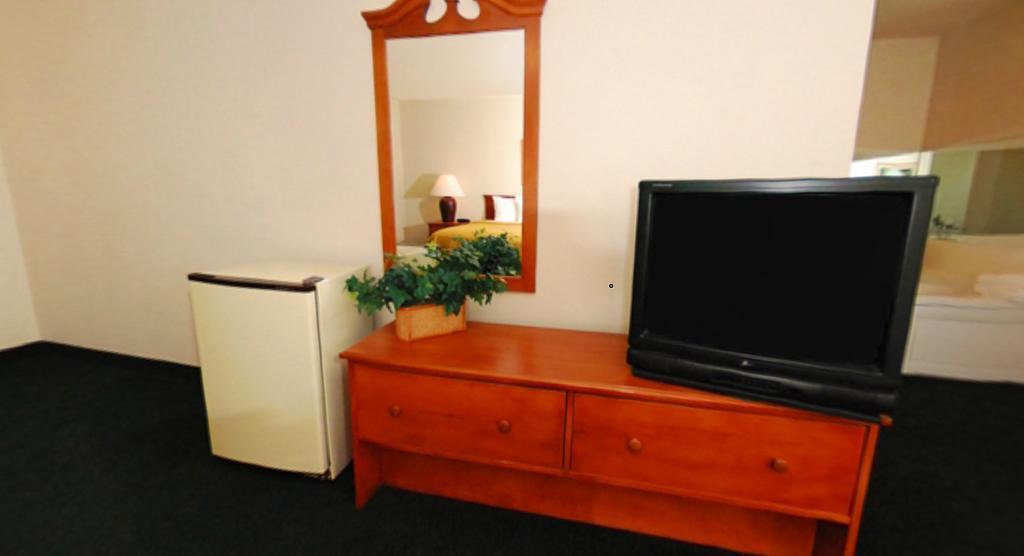 Quality Inn & Suites Chesterfield Village Springfield Eksteriør bilde